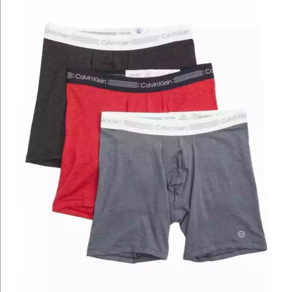 NWT Calvin Klein. Sz L. Men's 3 Pack. Stretch Boxer Briefs. Multicolor. MSRP